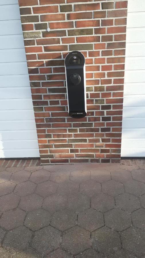 Preisbewusste Ferienwohnung Fuer 2 Personen U. Kleinkind Utarp Εξωτερικό φωτογραφία